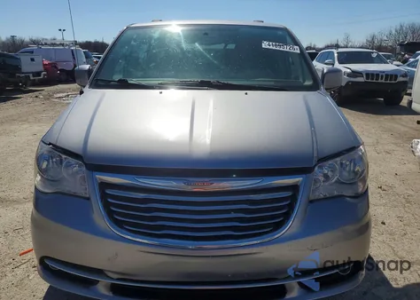 2016 Chrysler Town & Country Touring z USA, uszkodzony, nr VIN 2C4RC1BG4GR206775